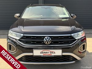 Volkswagen T-Roc LIFE 2.0 TDI MANUAL 6SPEED FWD 11 - Image 2