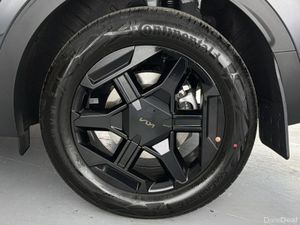 Kia Sportage HEV Black Edition 5DR - Image 3