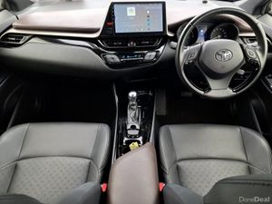 Toyota C-HR G HYBRID AUTO - Image 4