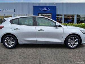 Ford Focus 1.0 EcoBoost Hybrid mHEV Titanium 5dr * - Image 3