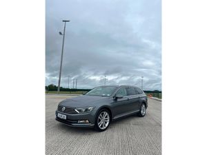 Volkswagen Passat HIGHLINE 1.6 TDI MANUAL 6SPEED F - Image 2
