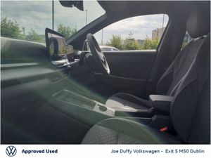 Volkswagen T-Roc R-LINE 1.5TSI 150HP MHEV - Image 3