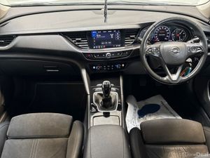 Opel Insignia SRI 1.5D 122PS S/S FWD 6 Speed - Image 2