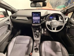 Renault Captur Hatchback Techno - Image 3