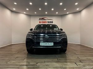NEW SHAPE HIGH SPEC VW TOUAREG 4MOTION RLINE 2019 - Image 3
