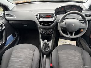 2015 PEUGEOT 208 1.2 PETROL 5 DOOR LOW KMS - Image 2