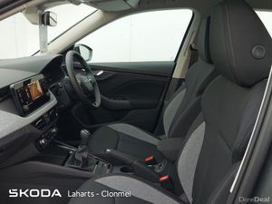 Skoda Kamiq SELECTION 1.0TSI 115HP EX DEMO MASSIVE - Image 4