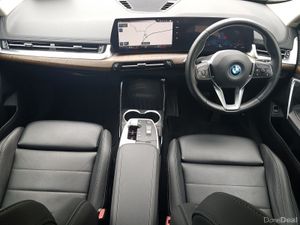 BMW iX1 xDrive30 xLine - Image 4