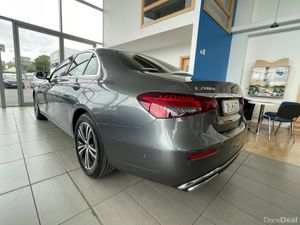 Mercedes-Benz E-Class - Image 4
