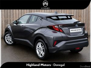 Toyota C-HR C-Hr Icon Hev Cvt  Icon  122 VVT-i Aut - Image 3