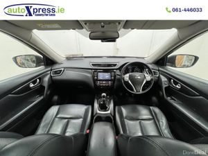 Nissan X-Trail Panoramic roof, Manual, Reversing a - Image 2