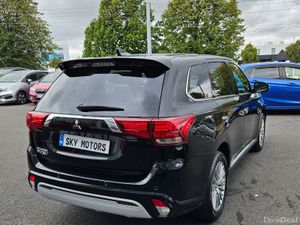Mitsubishi Outlander 2019 only 32K miles - Image 3