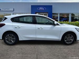 Ford Focus 1.0T EcoBoost MHEV Titanium Hatchback 5 - Image 3