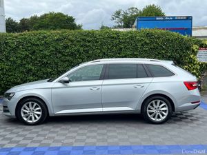 Skoda Superb SE TECH IV 1.4 HYBRID // FULL SERVICE - Image 3