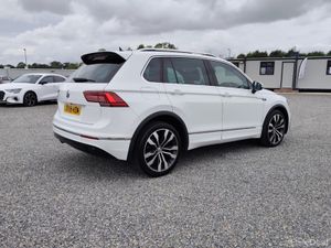 Volkswagen Tiguan R-LINE TECH TDI - Image 2
