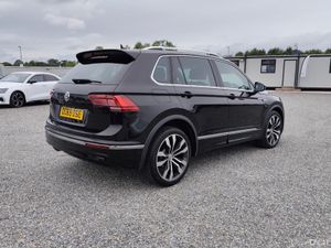 Volkswagen Tiguan R-LINE TECH TDI S- DSG - Image 2