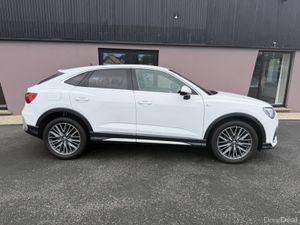 Audi Q3 S LINE 35 TDI S-A SPORTBACK - Image 2