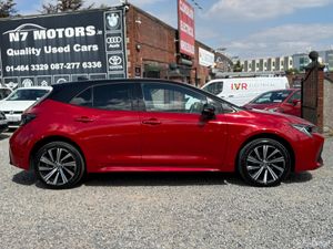 2023 Toyota Corolla 1.8 HYBRID LUNA SPORT AUTO - Image 2