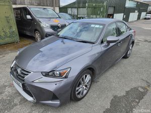 Lexus IS 300h Executive - Image 3