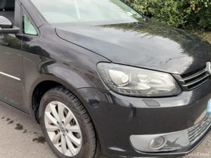 Volkswagen Touran 2012 - Image 4