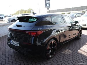 1.5 ETSI 150HP DSG 5DR HATCHBACK // STUNNING CAR / - Image 4