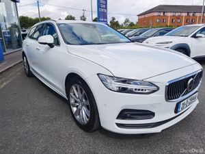VOLVO V90 2.0 B4 MOMENTUM AUTO DIESEL **SUNROOF** - Image 4