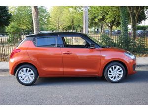 Suzuki Swift 1.2 HYBRID Two Tone Ltd edition - Par - Image 3