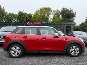 17 Mini Cooper 1.5 - Image 4