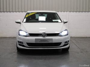 2017 Volkswagen - Image 2
