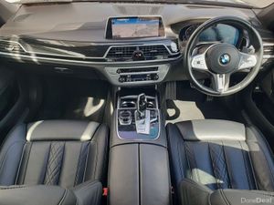 BMW 7-Series 740 XDRIVE M SPORT - Image 4