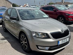 Skoda Octavia petrol car 1 owner - Image 2