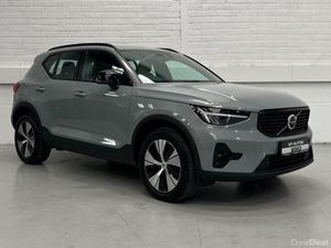 Volvo XC40 Plus Dark T4 Recharge Auto | 50km Range - Image 3