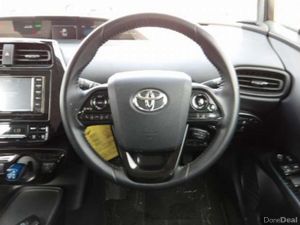 2021 Toyota Prius 1.8 Petrol Hybrid Automatic 43K - Image 2