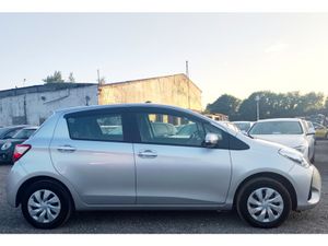 Toyota Vitz 1.0L Petrol Automatic - Low Mileage (3 - Image 4