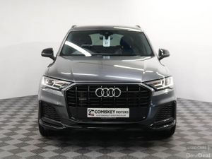 Audi Q7 TFSIe V6 Black Edition - Image 2