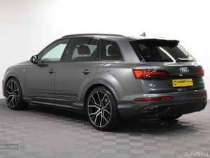 Audi Q7 TFSIe V6 Black Edition - Image 4