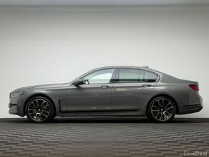 BMW 7-Series 745E LCI SE *HUGE SPEC* - Image 4