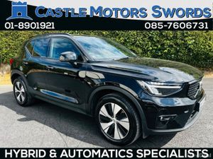 Volvo XC40 2.0  PLUG IN HYBRID   MASSIVE SPEC - Image 2