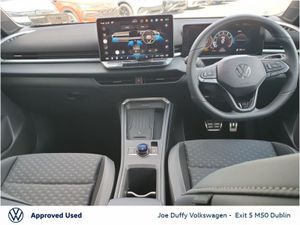Volkswagen T-Roc R-LINE 1.5TSI 150HP MHEV - Image 2