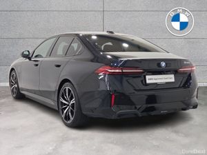BMW 5-Series 530e - Image 3