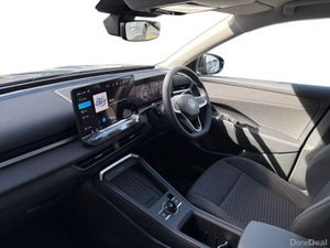 Volkswagen T-Roc LIFE 1.5MHEV 116BHP - Image 2
