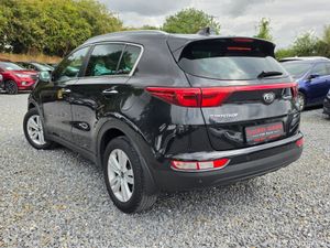 172 Sportage 1.7d Automatic/High spec/1yr Warranty - Image 4