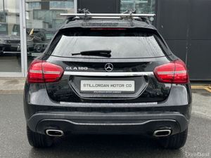 Mercedes-Benz GLA GLA 180 AMG Line Night Edition A - Image 3