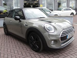 1.5D COOPER BLACK EDITION 3DR HATCHBACK AUTO // FU - Image 2