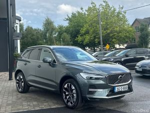 Volvo XC60 XC60 T6 Plus Bright AWD PHEV--Panoramic - Image 4