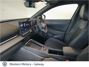 Volkswagen T-Roc **Save €1000 vs New** R-LINE 1.5T - Image 4