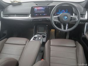 BMW iX1 xDrive30 M Sport - Image 4