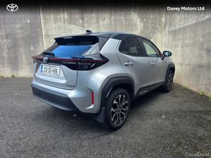 Toyota Yaris Cross YARIS CROSS LUNA SPORT - Image 2