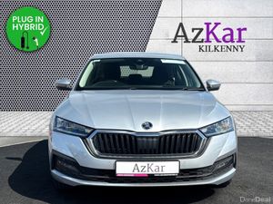 Skoda Octavia 2021 SE-TECH 1.4 PETROL PLUG IN HYBR - Image 2