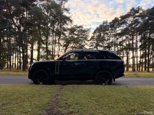 Land Rover Range Rover 2023 - Image 4